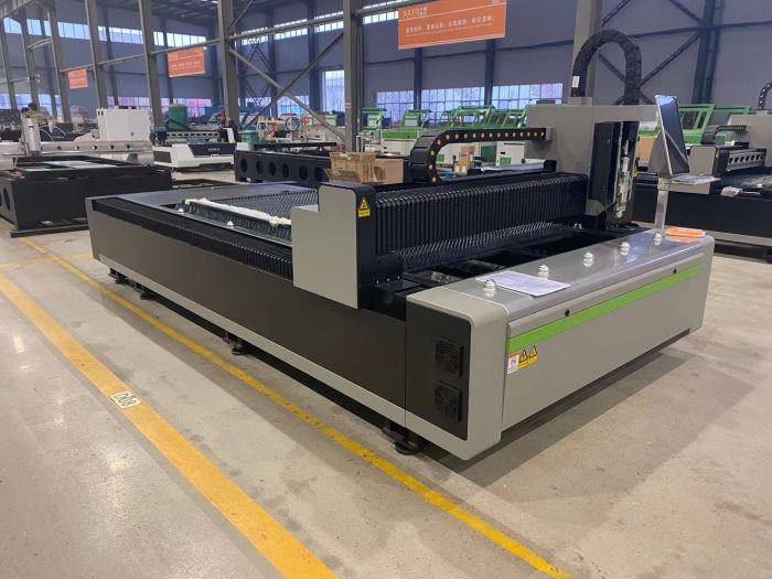 150X300 3KW Fiber Metal Lazer Kesim Makinası - Görsel 2