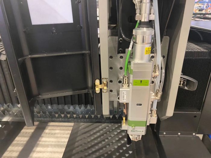 150X300 3KW Fiber Metal Lazer Kesim Makinası - Görsel 3